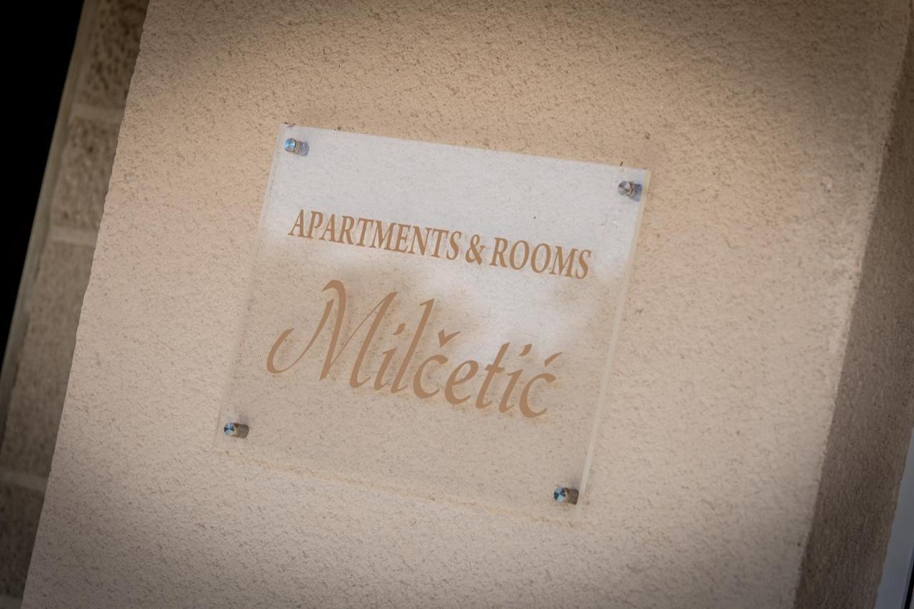 Apartments & Rooms Milcetic D Malinska Exteriör bild
